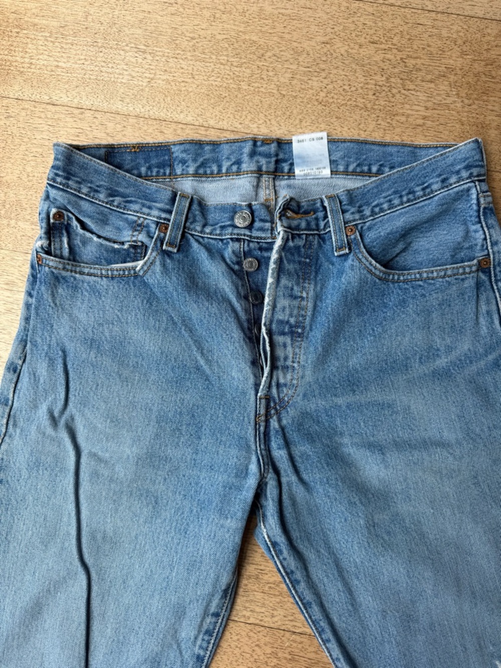 VINTAGE LEVI’S 501s 32x32